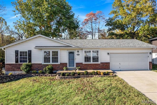 782 Sur Vista Drive, Arnold, MO 63010