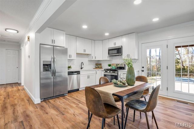 782 Sur Vista Drive, Arnold, MO 63010