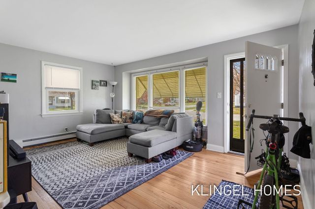 2756 Liberty Road, Norton Shores, MI 49441