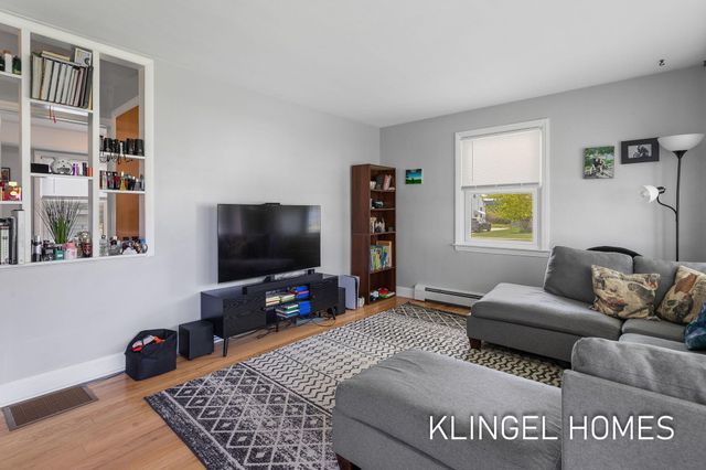 2756 Liberty Road, Norton Shores, MI 49441