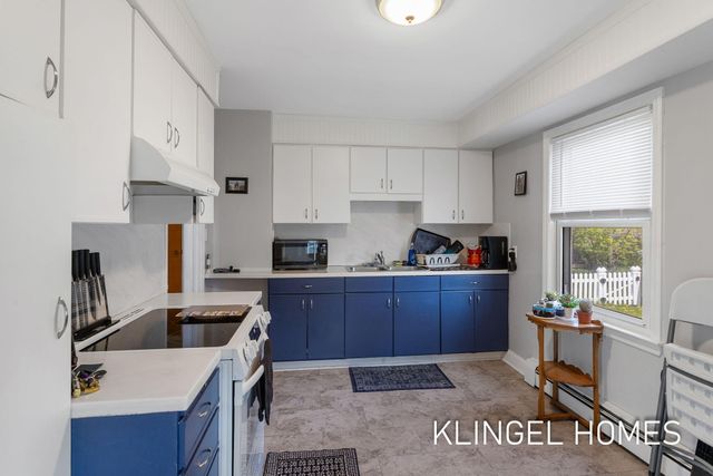 2756 Liberty Road, Norton Shores, MI 49441