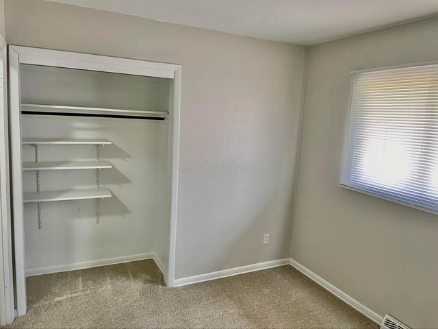 3428 Liv Moor Drive, Columbus, OH 43227