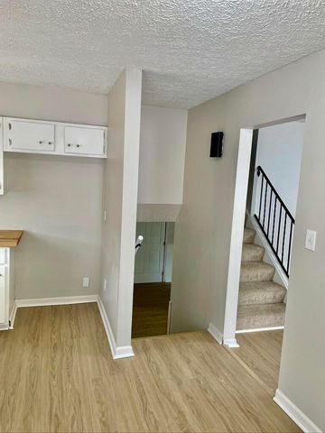 3428 Liv Moor Drive, Columbus, OH 43227