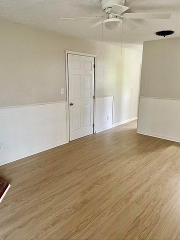 3428 Liv Moor Drive, Columbus, OH 43227