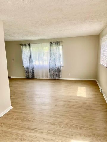 3428 Liv Moor Drive, Columbus, OH 43227