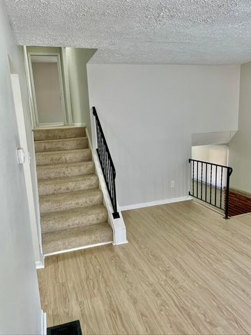 3428 Liv Moor Drive, Columbus, OH 43227