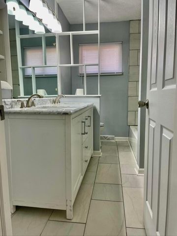 3428 Liv Moor Drive, Columbus, OH 43227