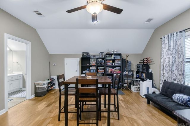 120 Majestic Circle, Maumelle, AR 72113