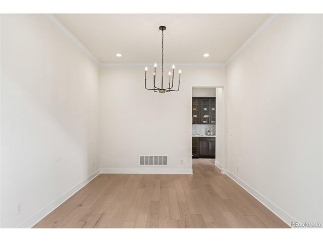 6638 S White Crow Court, Aurora, CO 80016