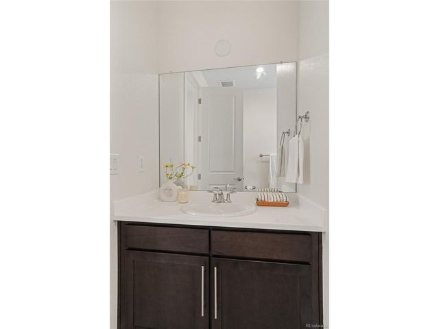 6638 S White Crow Court, Aurora, CO 80016