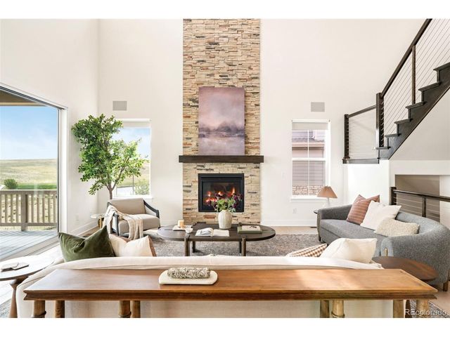 6638 S White Crow Court, Aurora, CO 80016