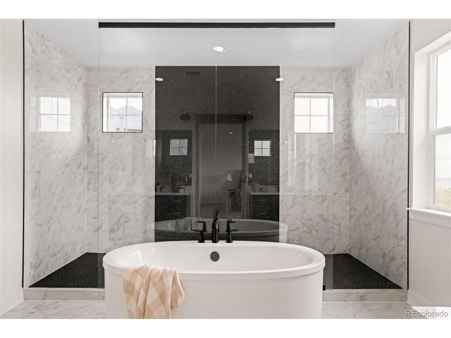 6638 S White Crow Court, Aurora, CO 80016