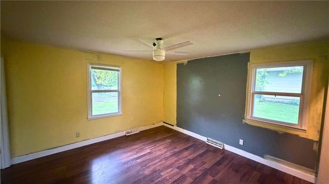 433 E Elm Street, Drexel, MO 64742