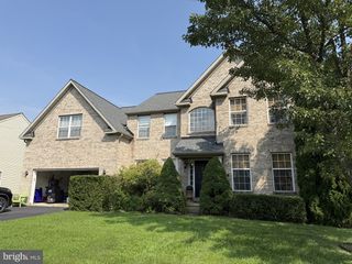 28 WHIRLAWAY DR, Bear, DE 19701