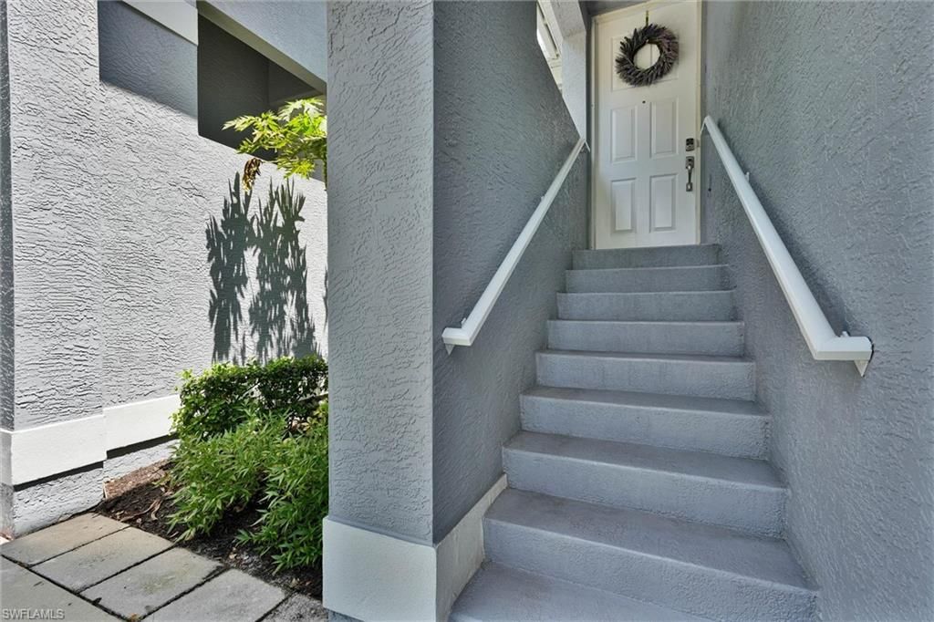 750 Tarpon Cove DR 202, NAPLES, FL 34110 — photo 3
