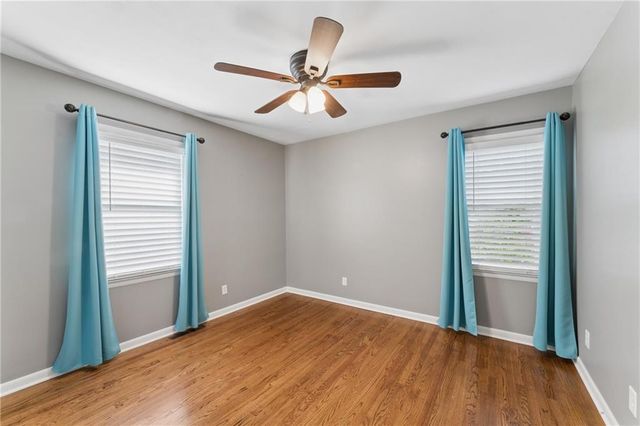 9404 Bradshaw Street, Lenexa, KS 66215