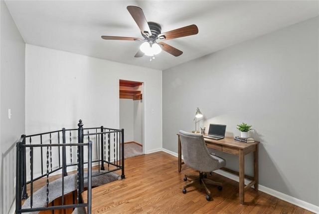 9404 Bradshaw Street, Lenexa, KS 66215