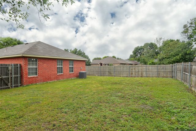 404 Tenison Lane, Mckinney, TX 75069