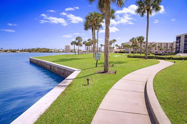 300 Intracoastal Place 303, Tequesta, FL 33469