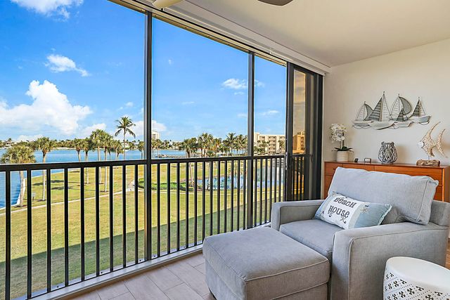 300 Intracoastal Place 303, Tequesta, FL 33469