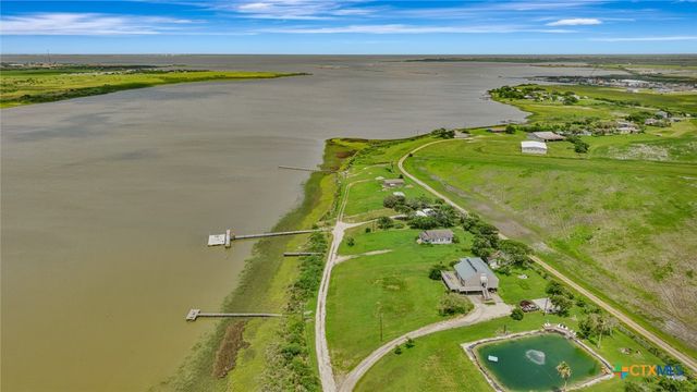 195 Wall Lane, Port Lavaca, TX 77979