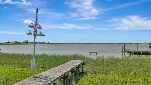 195 Wall Lane, Port Lavaca, TX 77979