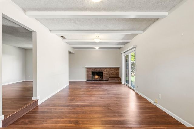 8511 Erinbrook Way, Sacramento, CA 95626