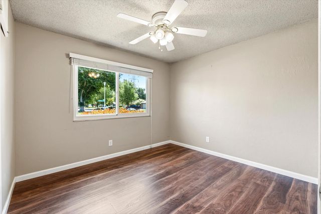 8511 Erinbrook Way, Sacramento, CA 95626