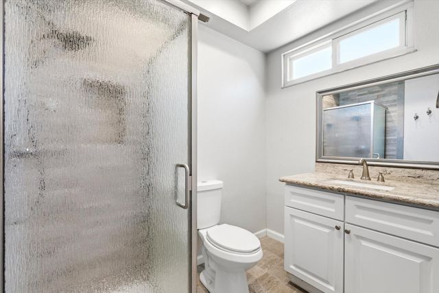 8511 Erinbrook Way, Sacramento, CA 95626