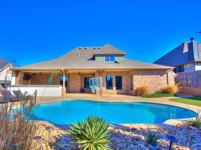 3332 NW 188th Street, Edmond, OK 73012