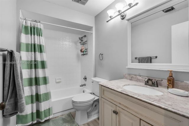 1305 NW 122nd Ter, Pembroke Pines, FL 33026