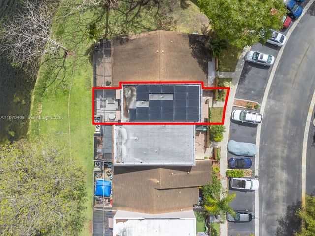 1305 NW 122nd Ter, Pembroke Pines, FL 33026