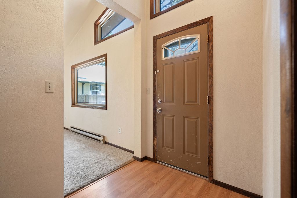 Image 16 of property listing at 559 Somers Avenue, Whitefish, MT 59937