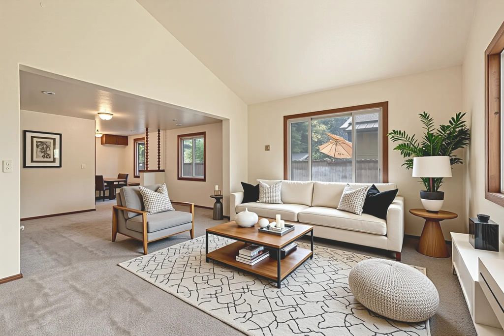 Image 18 of property listing at 559 Somers Avenue, Whitefish, MT 59937