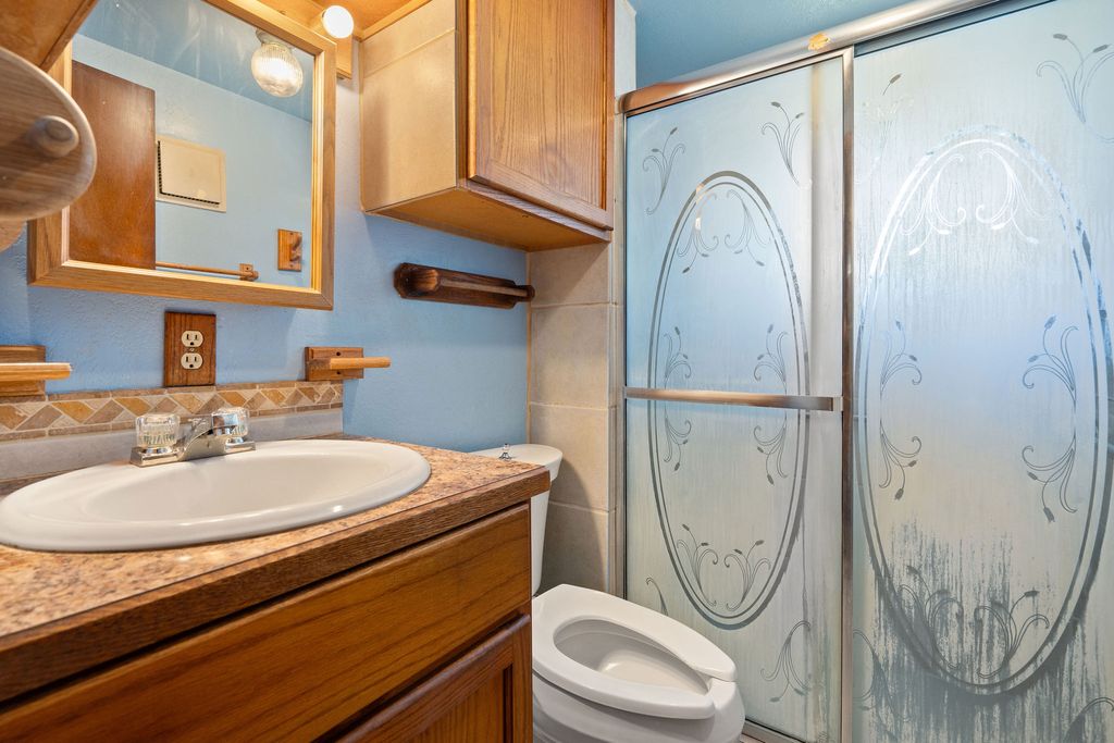 Image 34 of property listing at 559 Somers Avenue, Whitefish, MT 59937