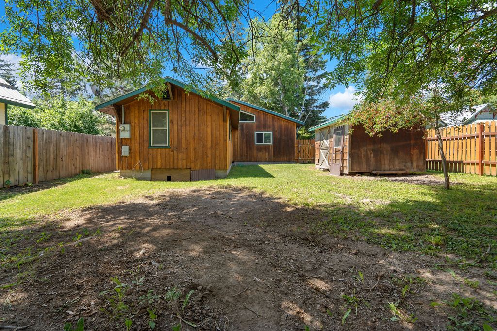 Image 40 of property listing at 559 Somers Avenue, Whitefish, MT 59937