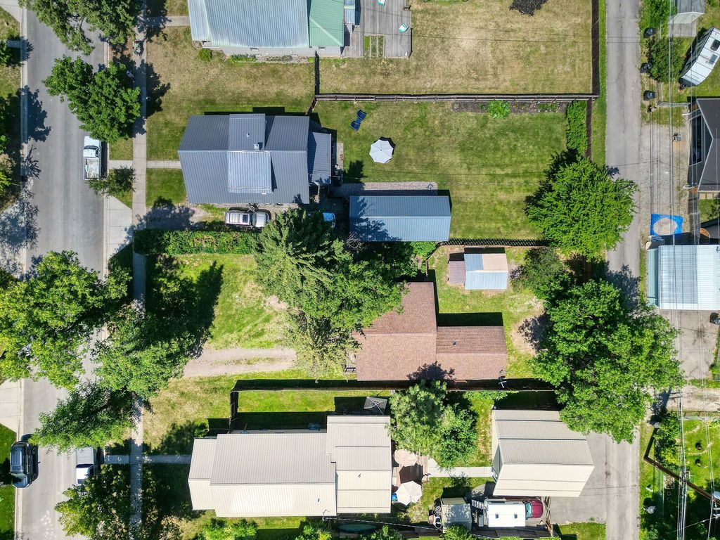 Image 7 of property listing at 559 Somers Avenue, Whitefish, MT 59937