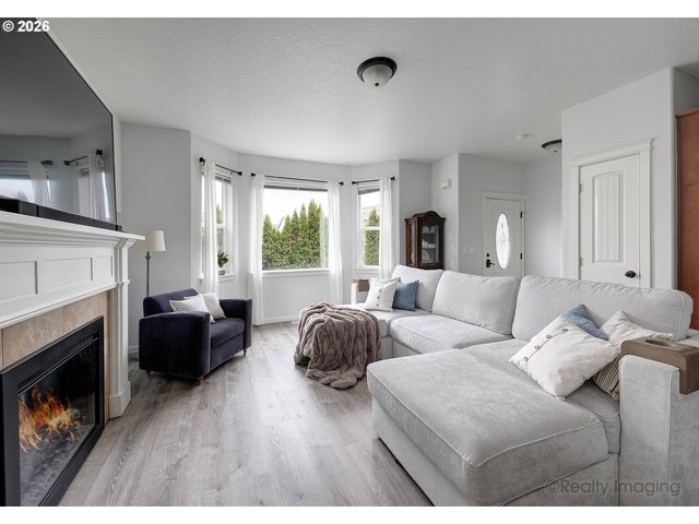 2991 25TH Ave, Forest Grove, OR 97116