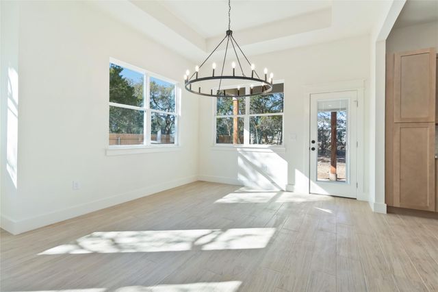 17 Stardust CIR, Wimberley, TX 78676