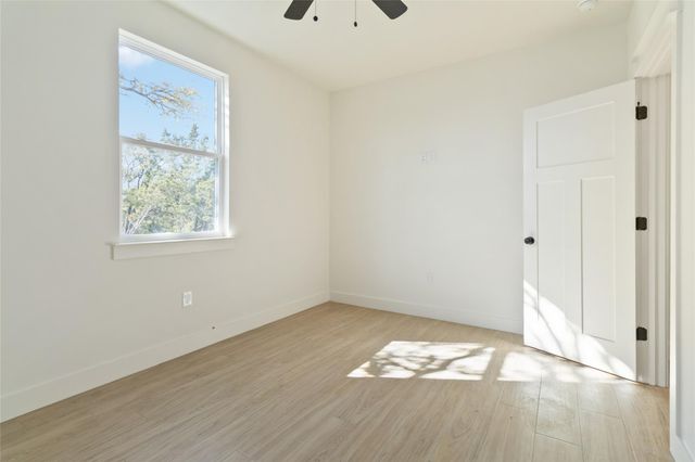 17 Stardust CIR, Wimberley, TX 78676