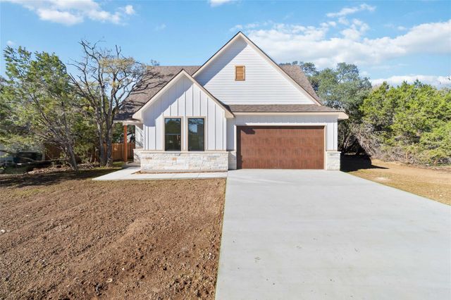 17 Stardust CIR, Wimberley, TX 78676
