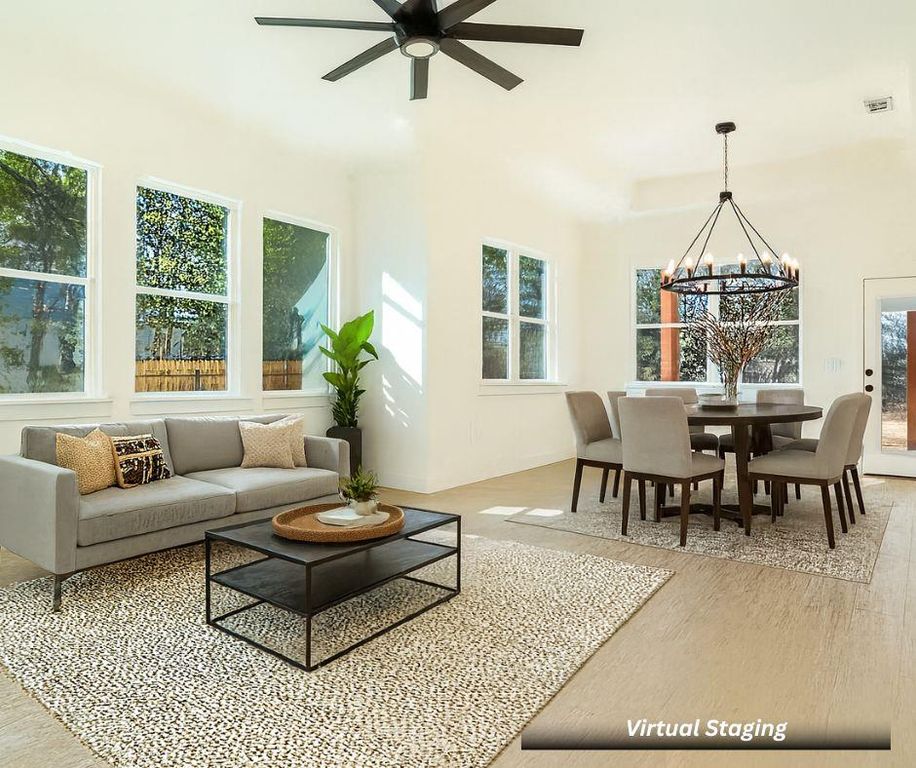 17 Stardust CIR, Wimberley, TX 78676