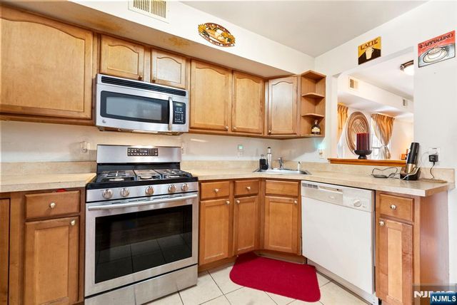 126 Amherst Street, East Orange, NJ 07018
