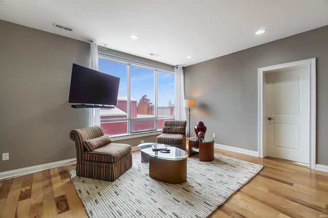 203 E Berry St Ste 805, Fort Wayne, IN 46802