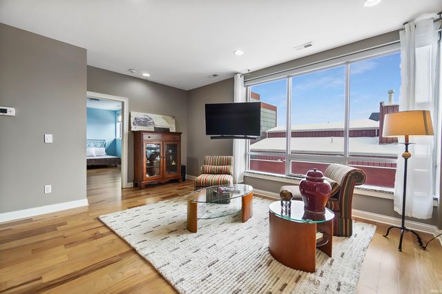 203 E Berry St Ste 805, Fort Wayne, IN 46802