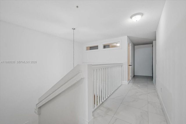 8390 SW 72nd Ave 106, Miami, FL 33143