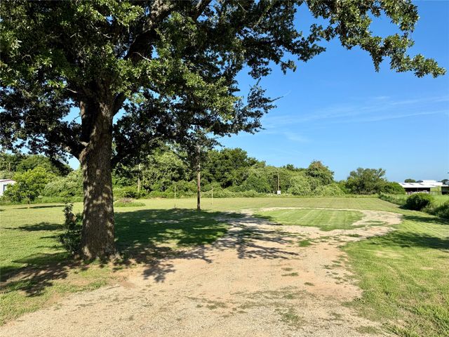 4170 S Fm 51, Decatur, TX 76234