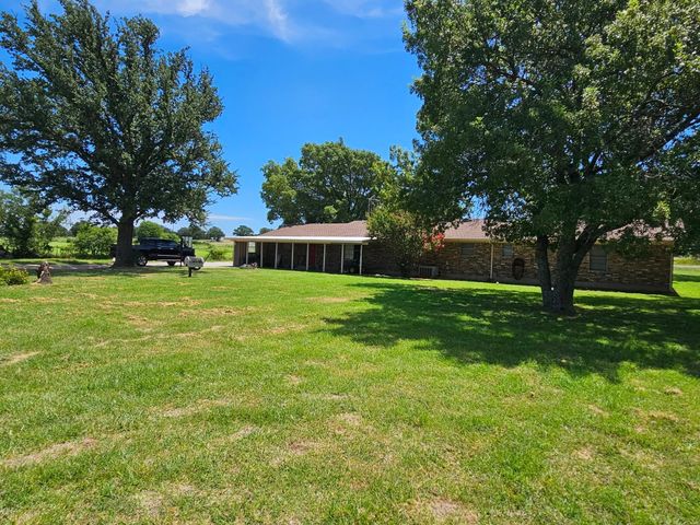 4170 S Fm 51, Decatur, TX 76234