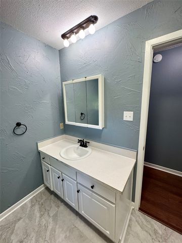 4170 S Fm 51, Decatur, TX 76234