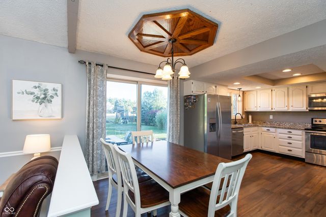 6936 E County Road 800 N, Brownsburg, IN 46112